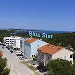 Blue Star Apartman *